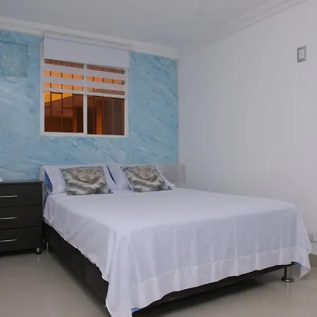 Historic 2br *