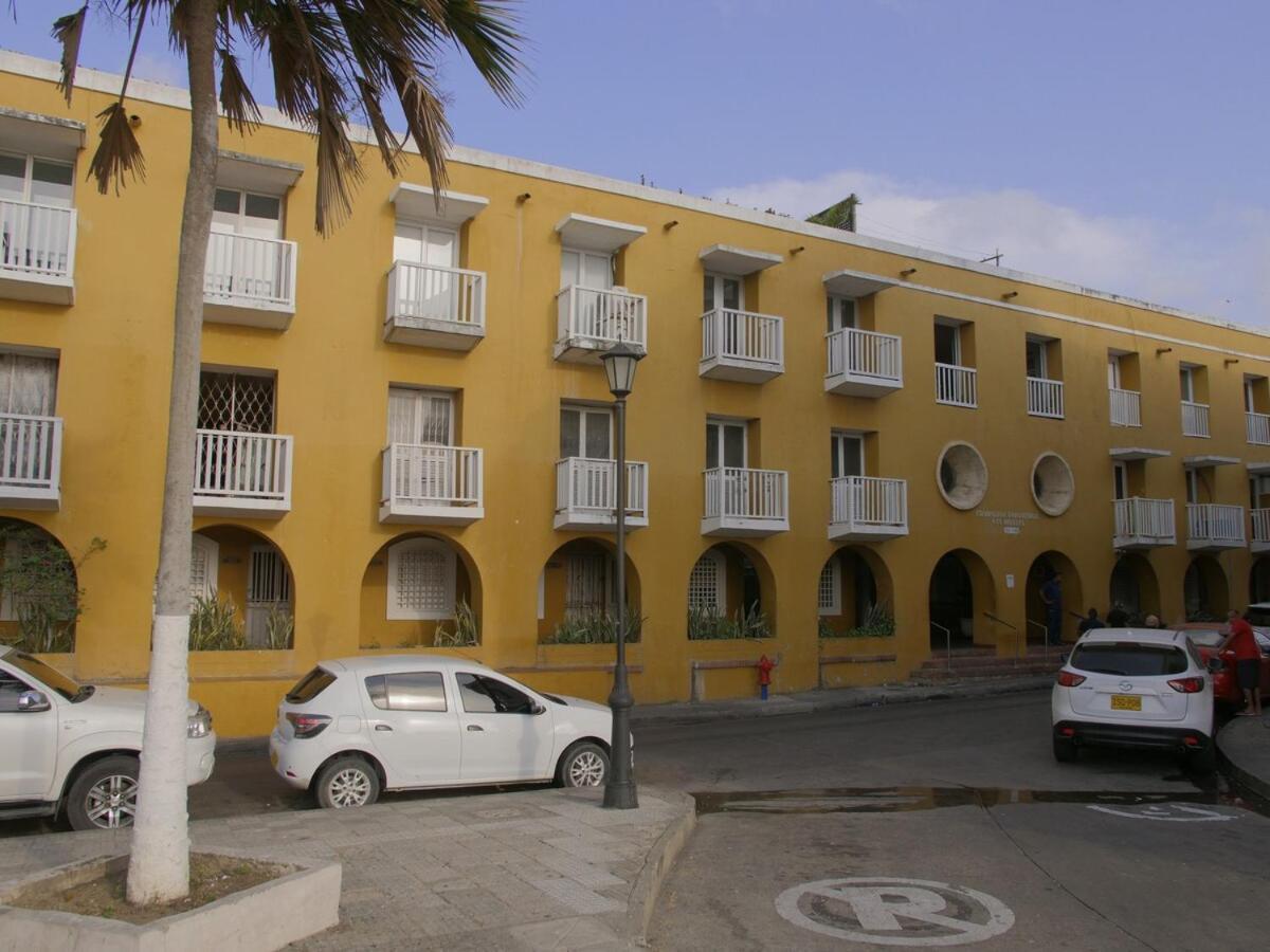 Historic 2br Apartment *