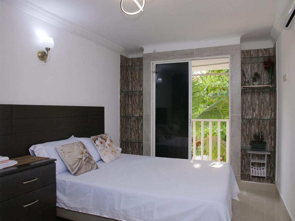 Historic 2br Apartment *